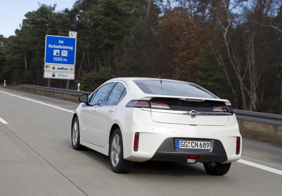  Opel Ampera 2012 года  (фото 9 из 30)